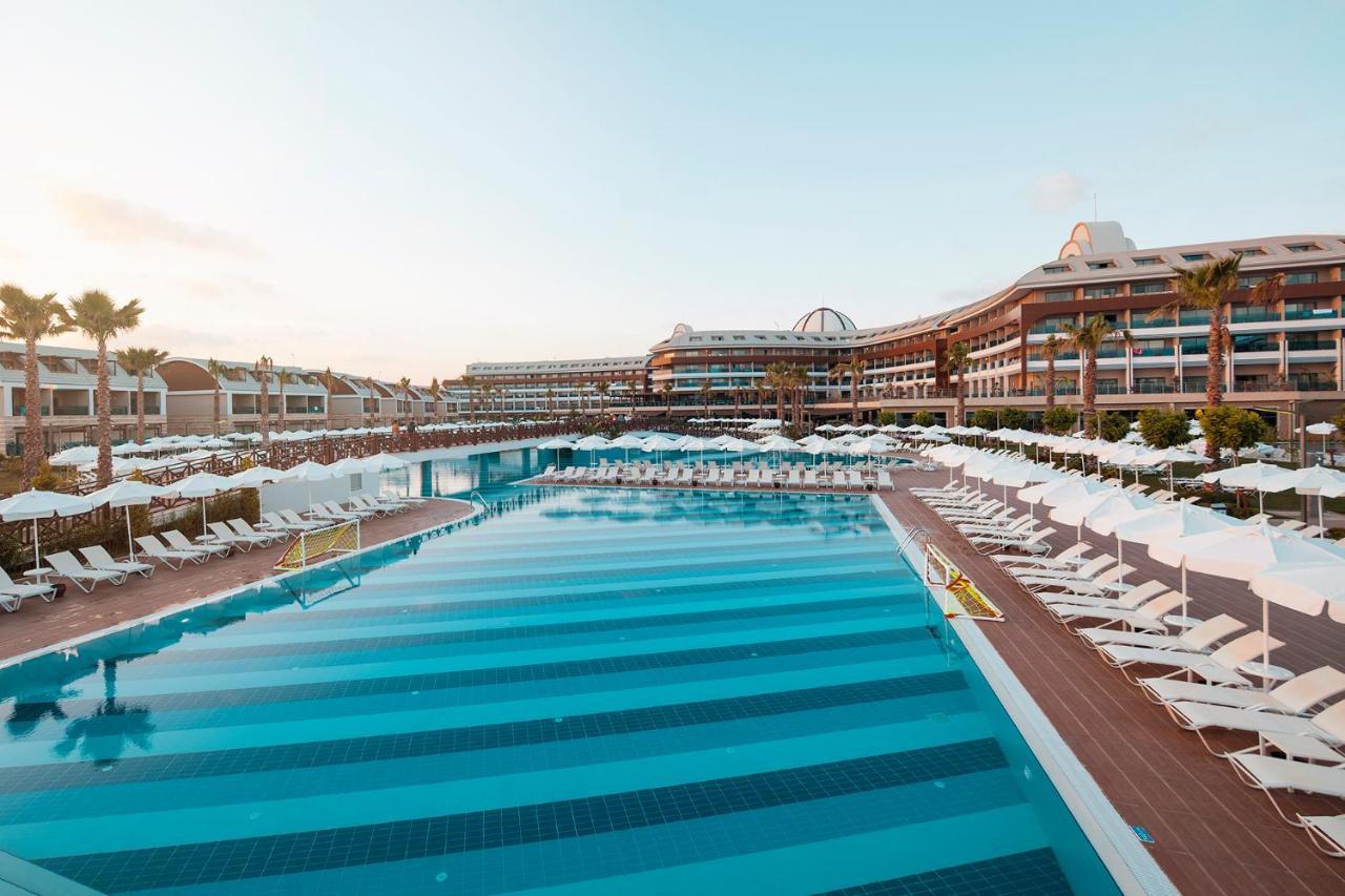 Tui Magic Life Jacaranda Hotel Side Luaran gambar The hotel's main pool