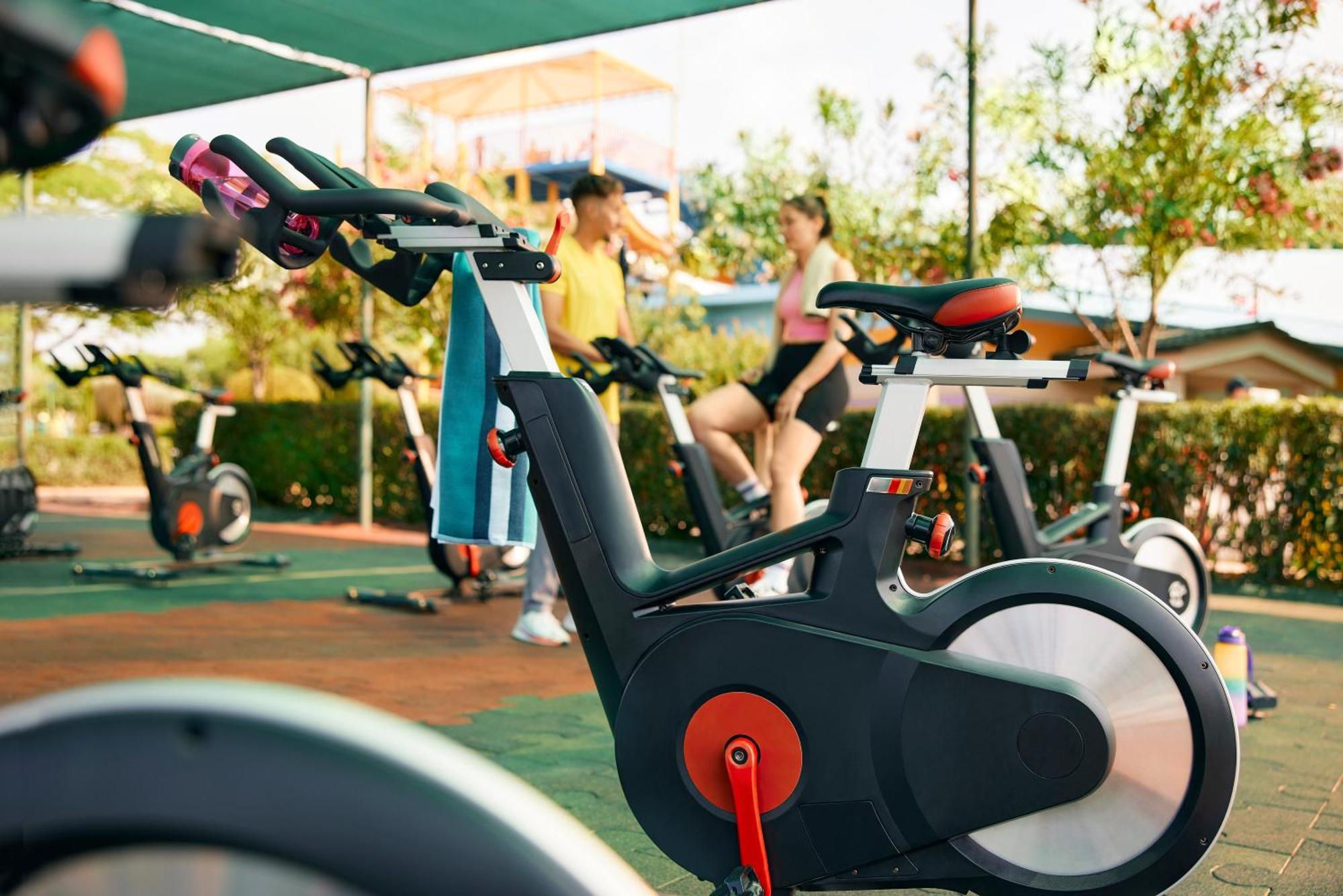 Tui Magic Life Jacaranda Hotel Side Luaran gambar A stationary bicycle